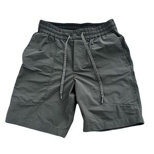 Lululemon Bowline Shorts 8”